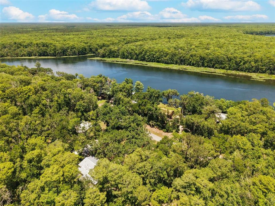 На продажу: $489,000 (2 спален, 2 ванн, 1216 Квадратных фут)