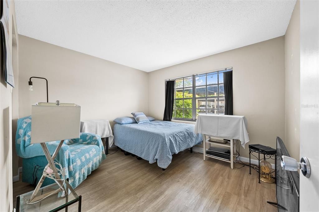 En Venta: $145,000 (2 camas, 1 baños, 827 Pies cuadrados)