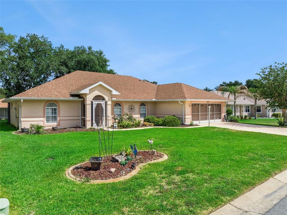 For Sale: $309,500 (3 beds, 2 baths, 2023 Square Feet)
