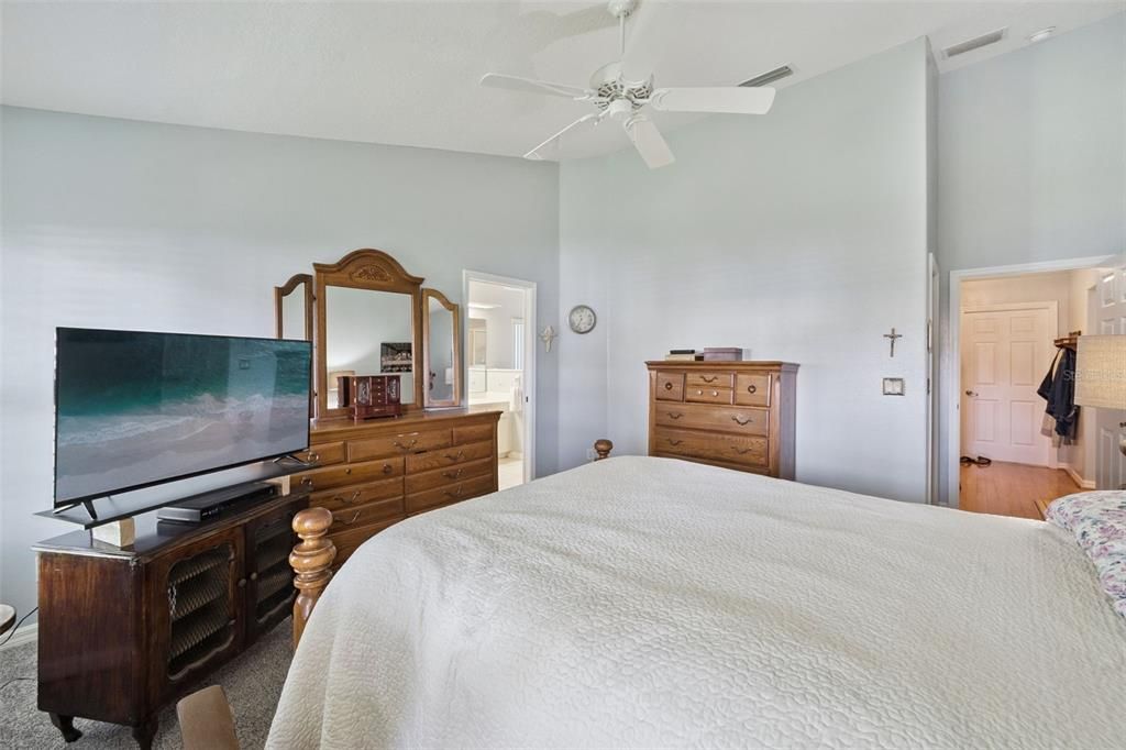 For Sale: $309,500 (3 beds, 2 baths, 2023 Square Feet)