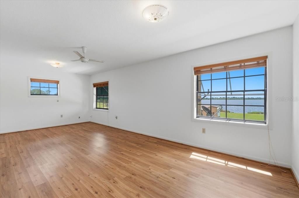 For Sale: $749,900 (4 beds, 3 baths, 3269 Square Feet)