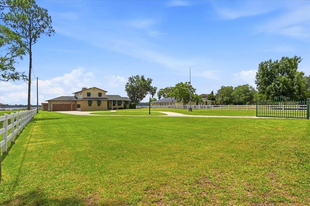 For Sale: $749,900 (4 beds, 3 baths, 3269 Square Feet)