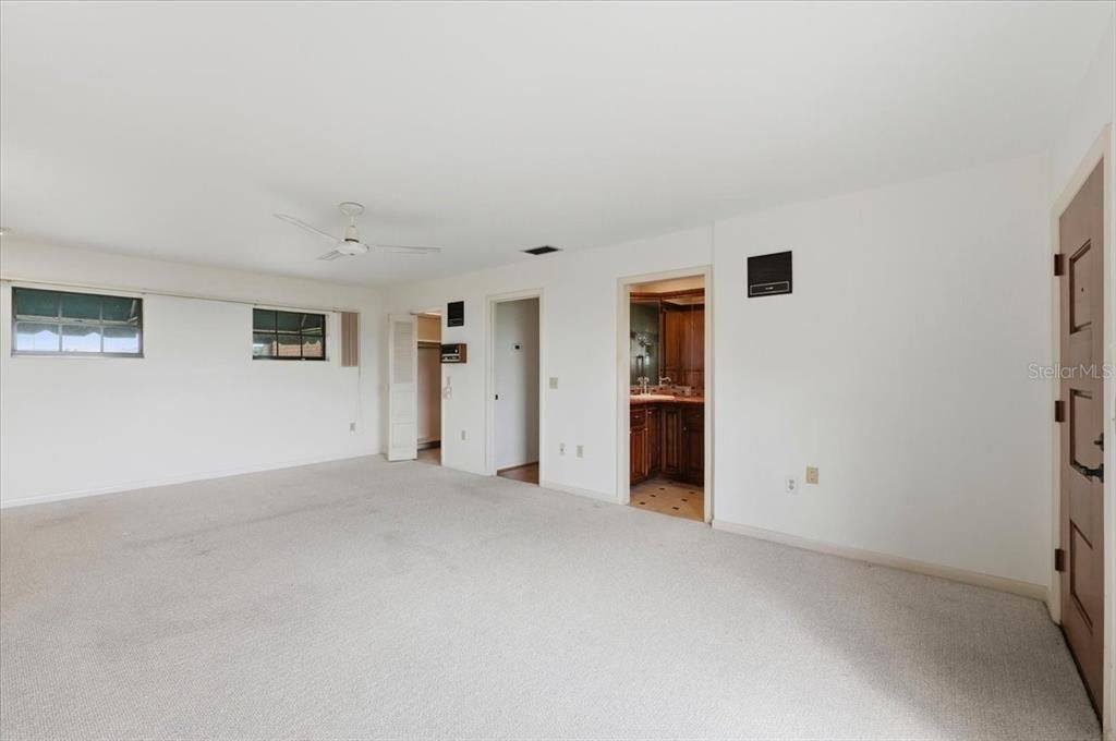 For Sale: $749,900 (4 beds, 3 baths, 3269 Square Feet)