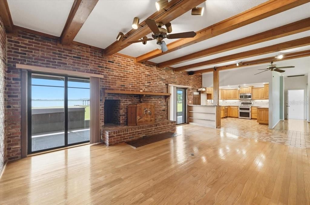 For Sale: $749,900 (4 beds, 3 baths, 3269 Square Feet)