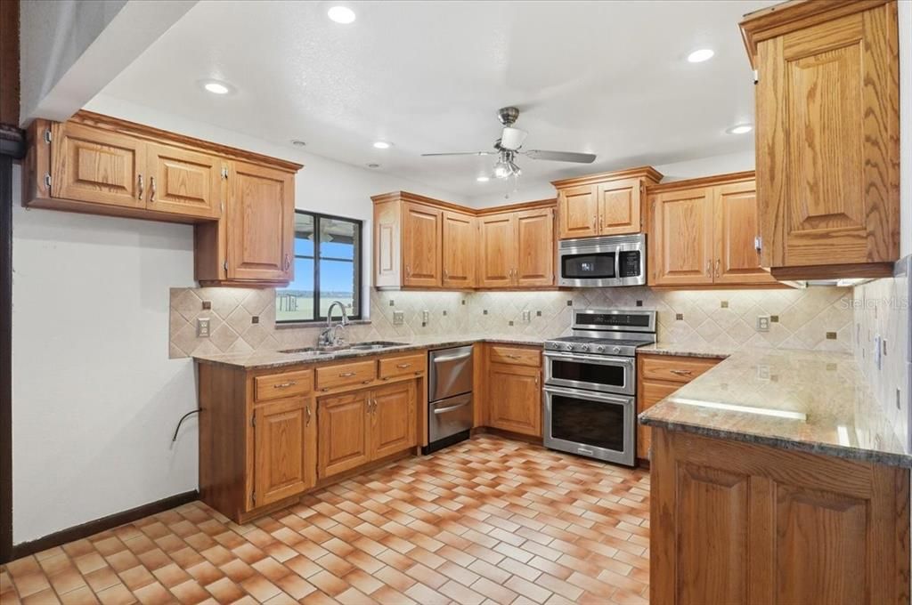 For Sale: $749,900 (4 beds, 3 baths, 3269 Square Feet)