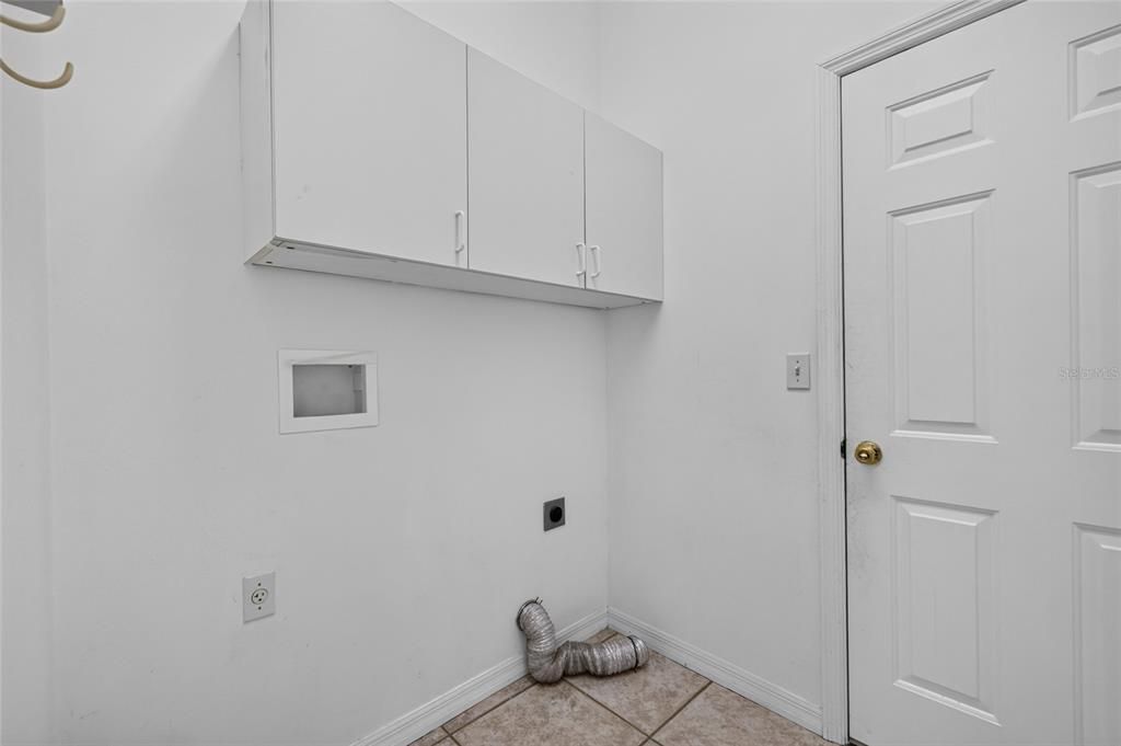 For Sale: $529,900 (3 beds, 2 baths, 1796 Square Feet)