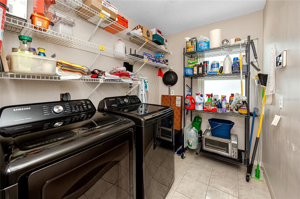 For Sale: $774,000 (3 beds, 2 baths, 1912 Square Feet)