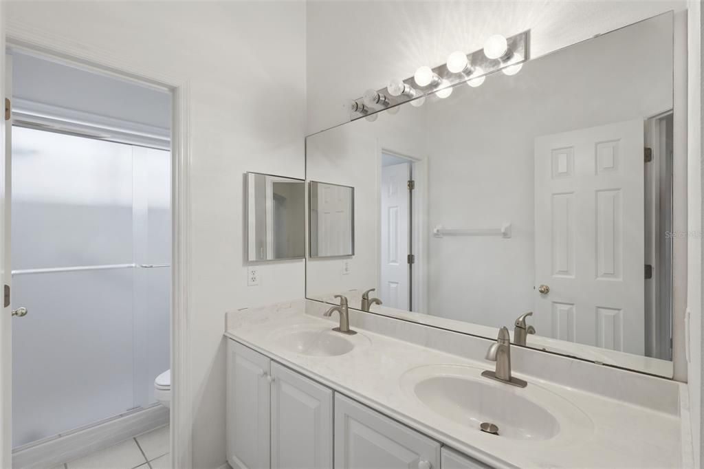For Sale: $749,900 (4 beds, 3 baths, 2529 Square Feet)