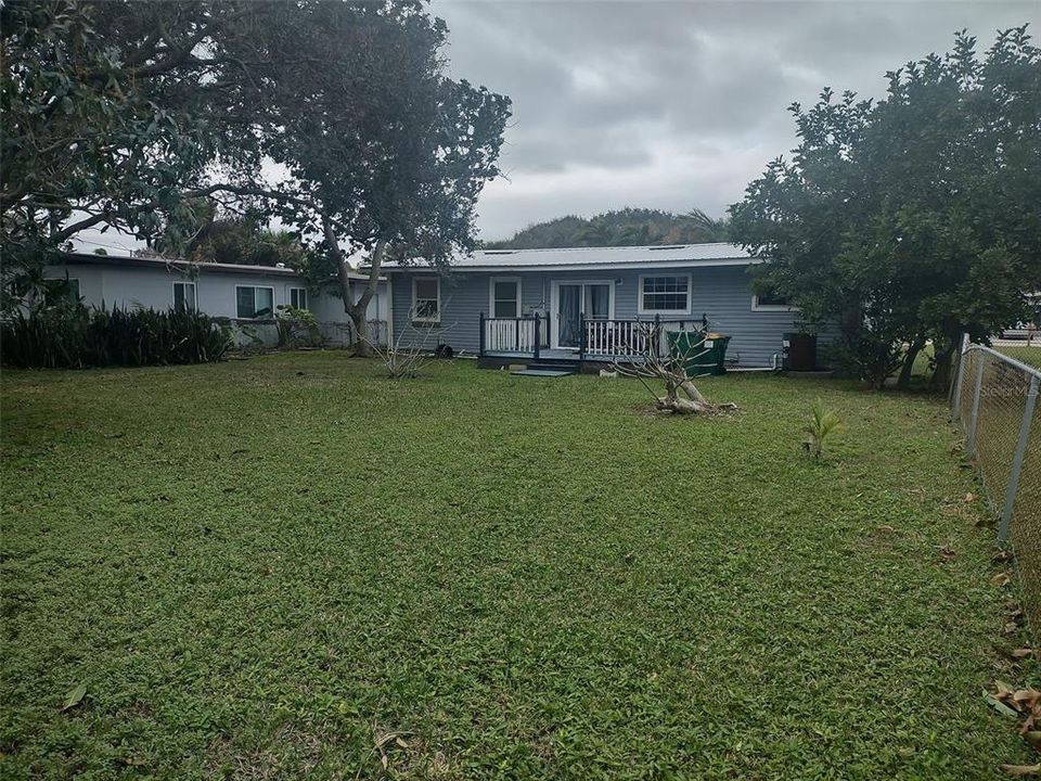For Sale: $555,000 (3 beds, 2 baths, 1440 Square Feet)