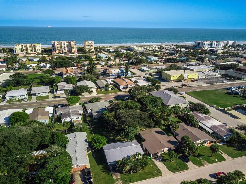 For Sale: $555,000 (3 beds, 2 baths, 1440 Square Feet)