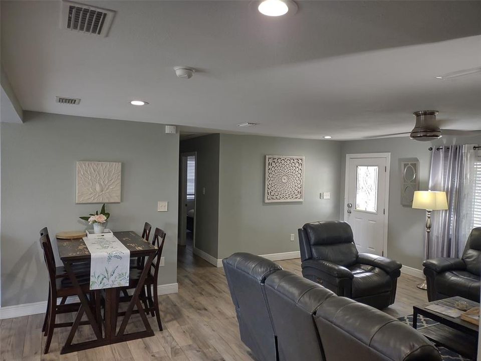 For Sale: $555,000 (3 beds, 2 baths, 1440 Square Feet)