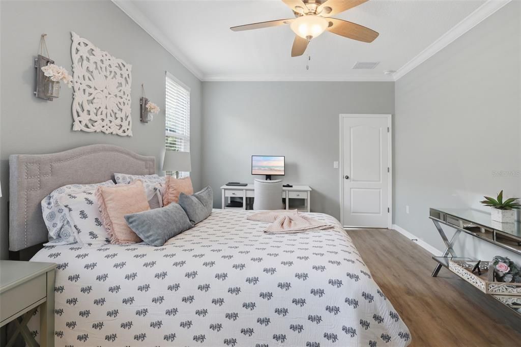 Active With Contract: $850,000 (5 beds, 5 baths, 3716 Square Feet)