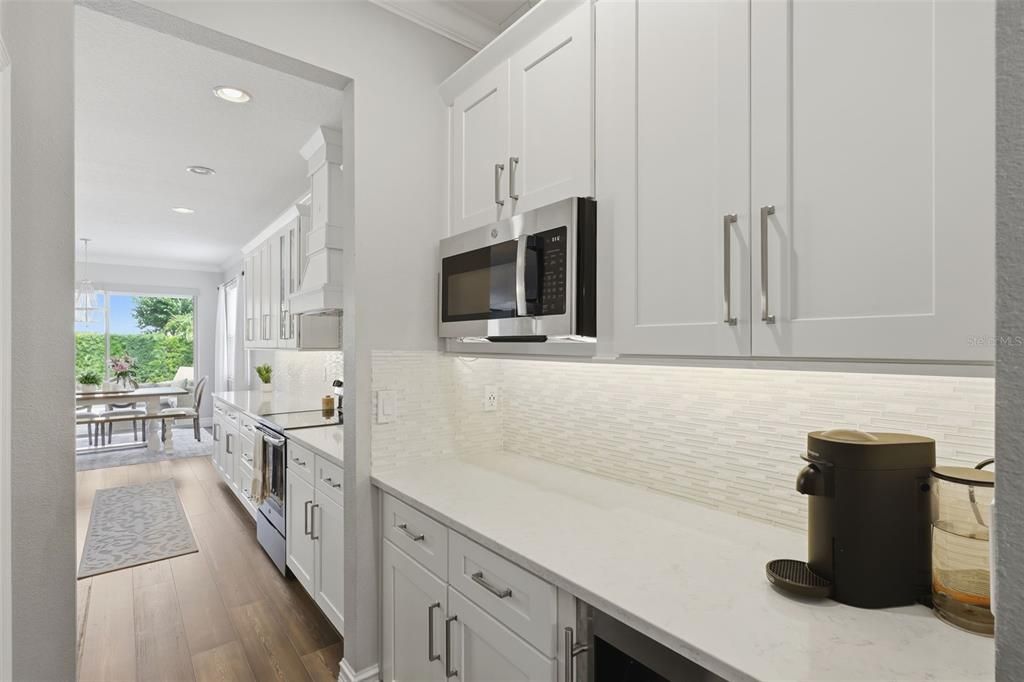 Active With Contract: $850,000 (5 beds, 5 baths, 3716 Square Feet)