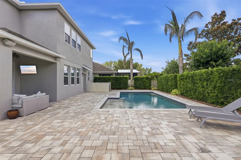 Active With Contract: $850,000 (5 beds, 5 baths, 3716 Square Feet)