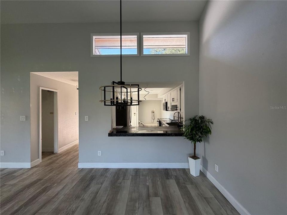 En Venta: $324,900 (3 camas, 2 baños, 1541 Pies cuadrados)