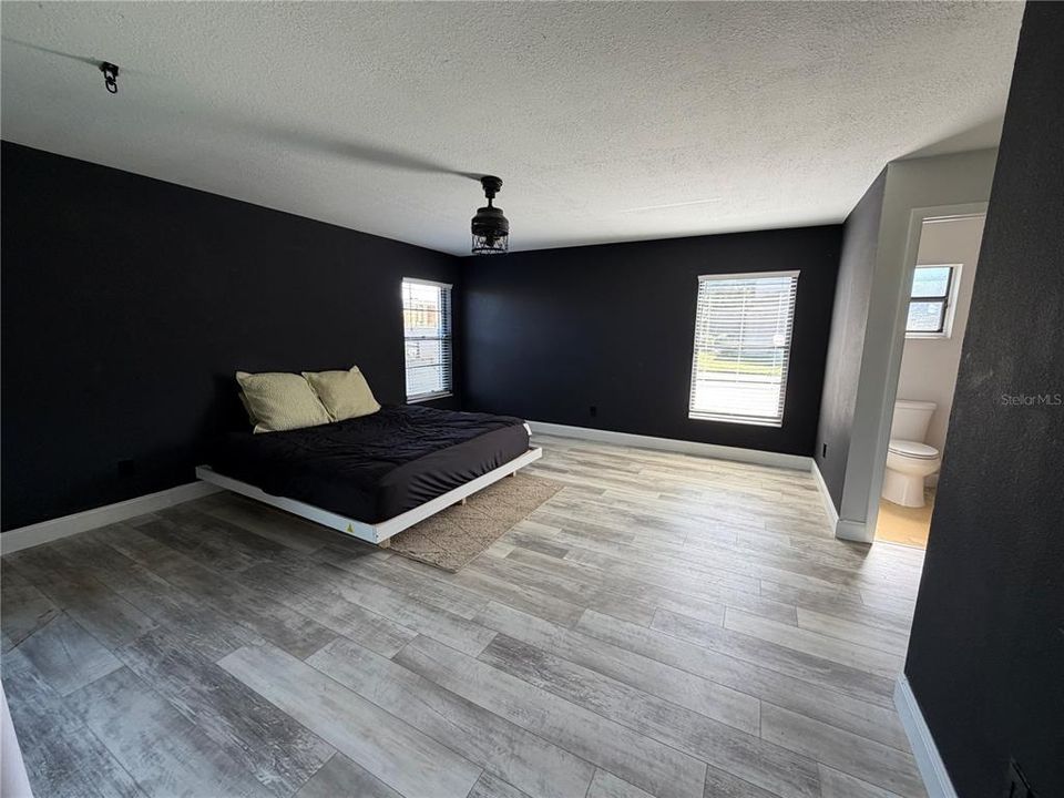 En Venta: $324,900 (3 camas, 2 baños, 1541 Pies cuadrados)