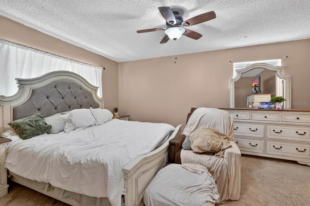 For Sale: $299,000 (3 beds, 2 baths, 1770 Square Feet)