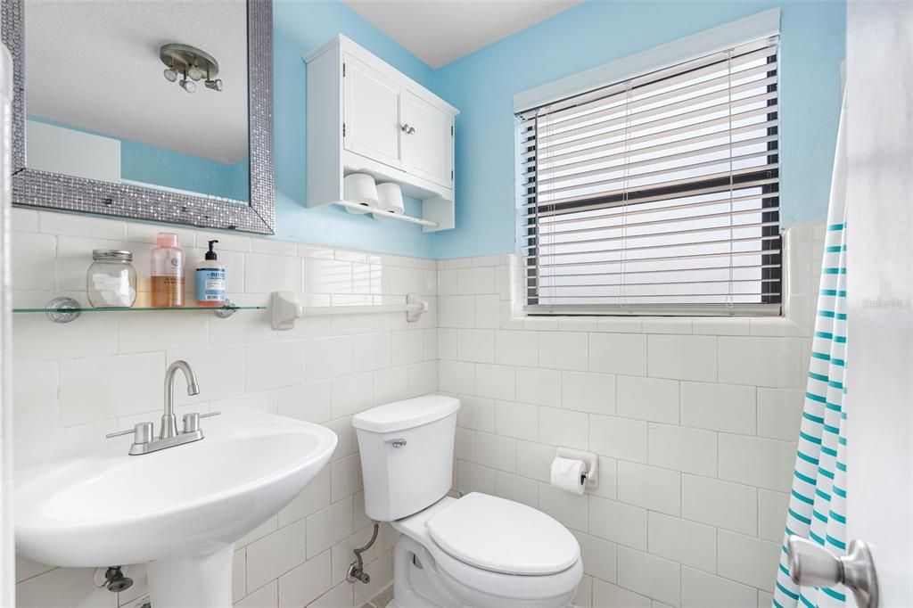 For Sale: $220,000 (0 beds, 1 baths, 310 Square Feet)