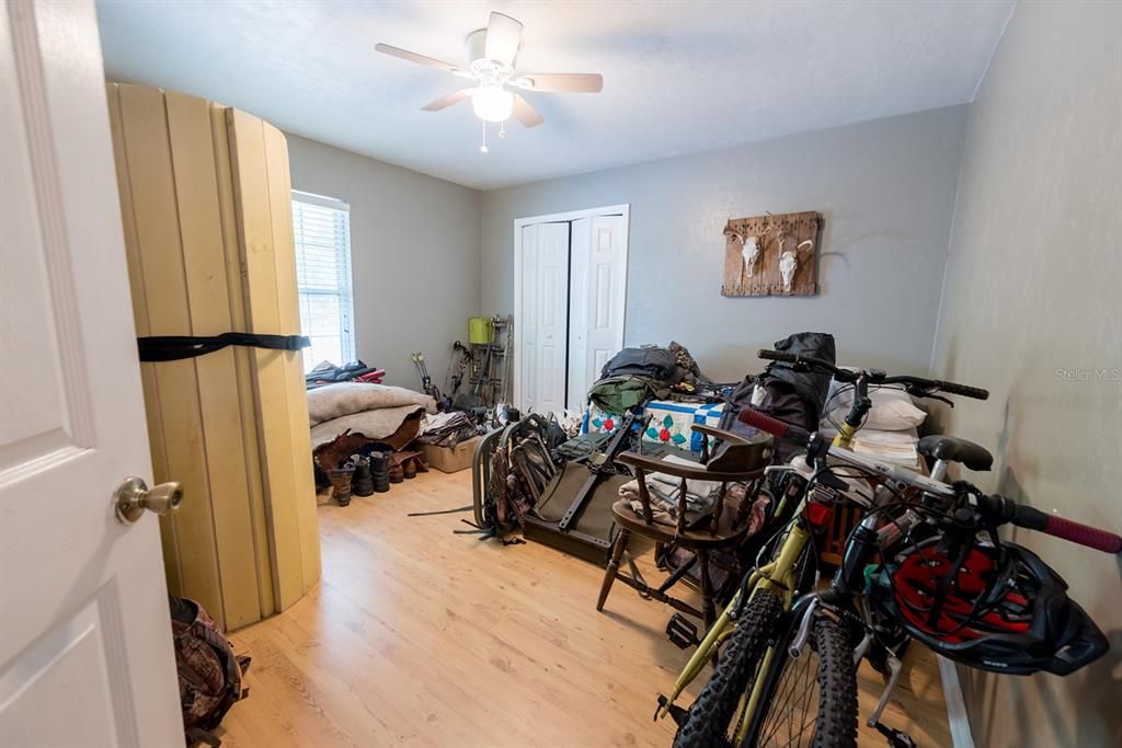 For Sale: $417,000 (3 beds, 2 baths, 1968 Square Feet)