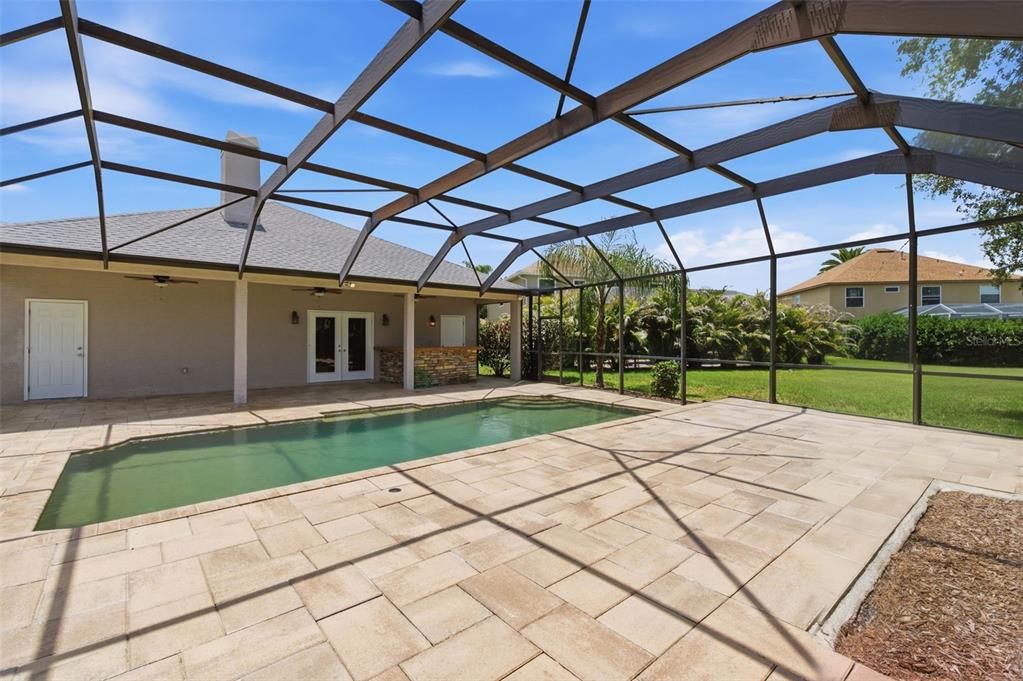 En Venta: $599,900 (6 camas, 3 baños, 2508 Pies cuadrados)