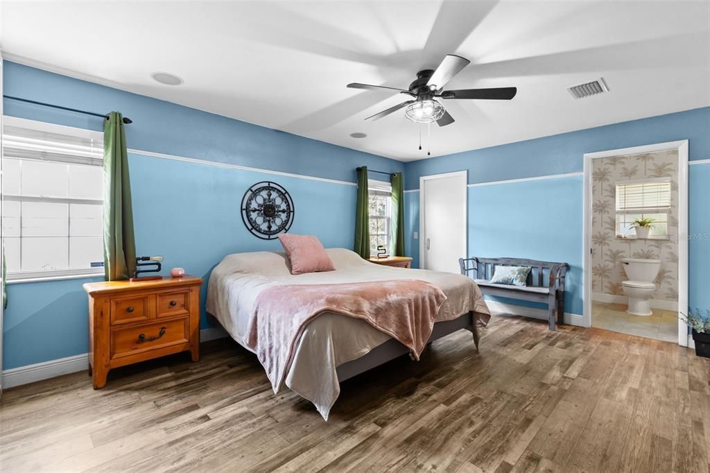 En Venta: $430,000 (3 camas, 2 baños, 1363 Pies cuadrados)
