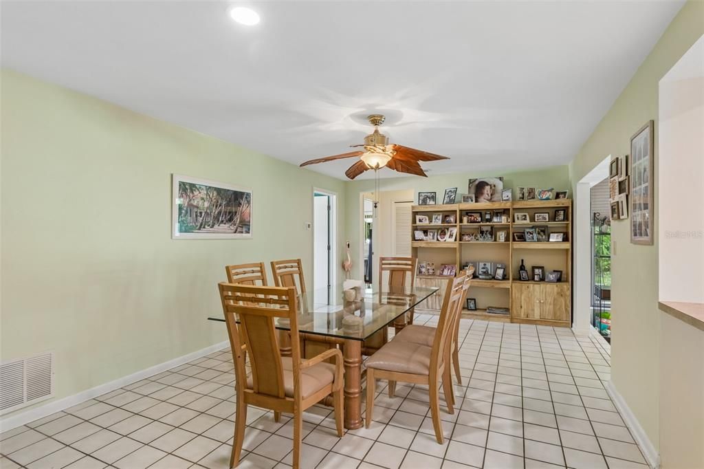 For Sale: $549,000 (3 beds, 2 baths, 1750 Square Feet)