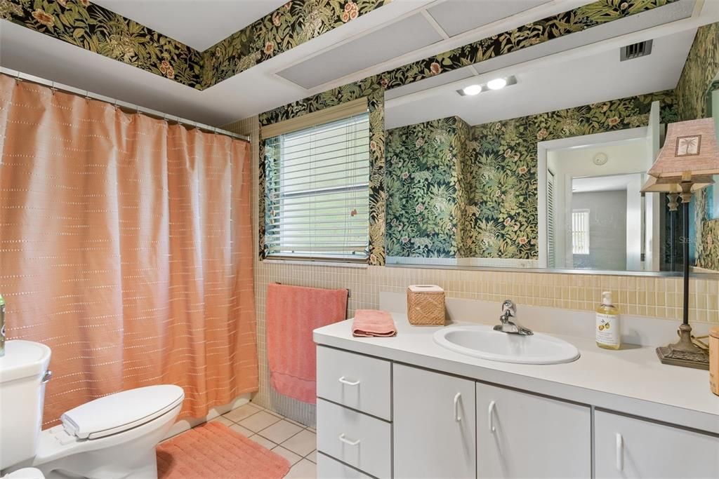 For Sale: $549,000 (3 beds, 2 baths, 1750 Square Feet)