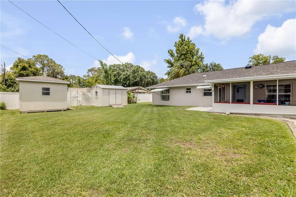 Active With Contract: $440,000 (3 beds, 2 baths, 1741 Square Feet)