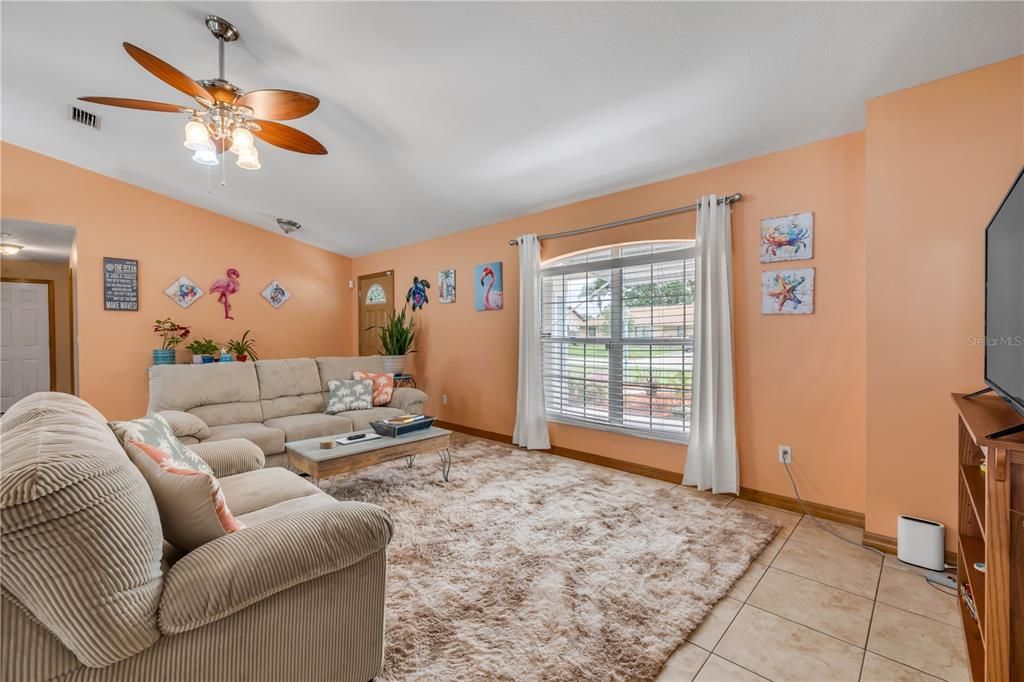 Active With Contract: $440,000 (3 beds, 2 baths, 1741 Square Feet)