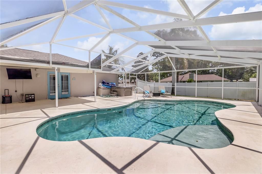 Active With Contract: $440,000 (3 beds, 2 baths, 1741 Square Feet)