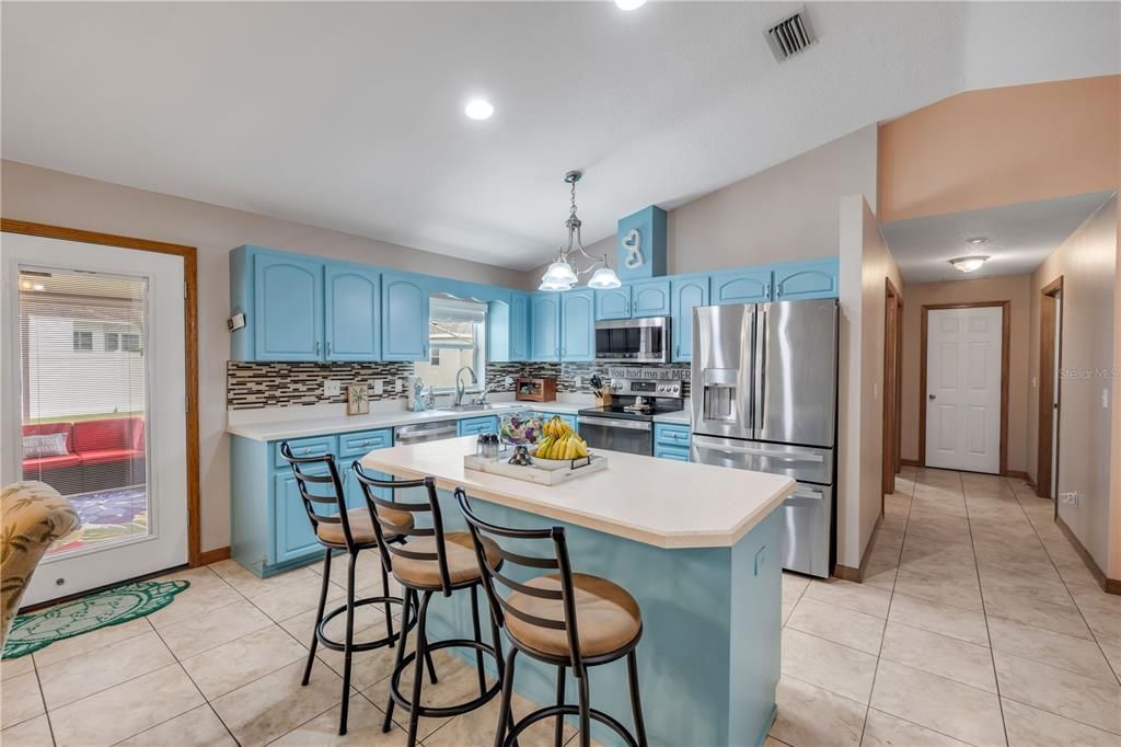 Active With Contract: $440,000 (3 beds, 2 baths, 1741 Square Feet)