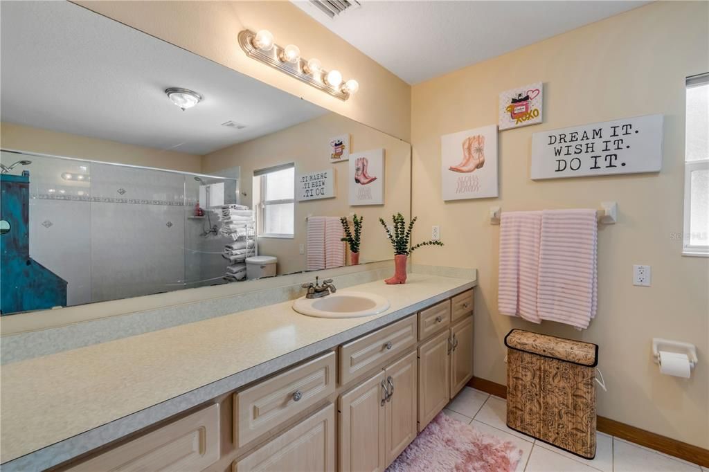 Active With Contract: $440,000 (3 beds, 2 baths, 1741 Square Feet)