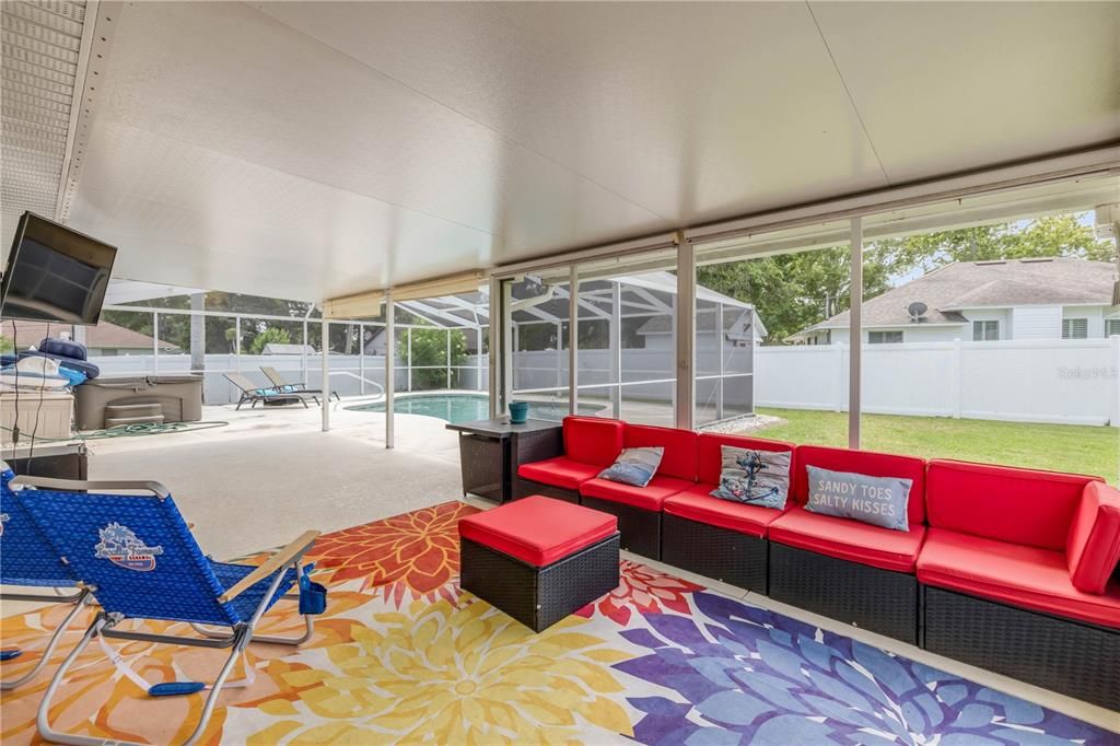 Active With Contract: $440,000 (3 beds, 2 baths, 1741 Square Feet)