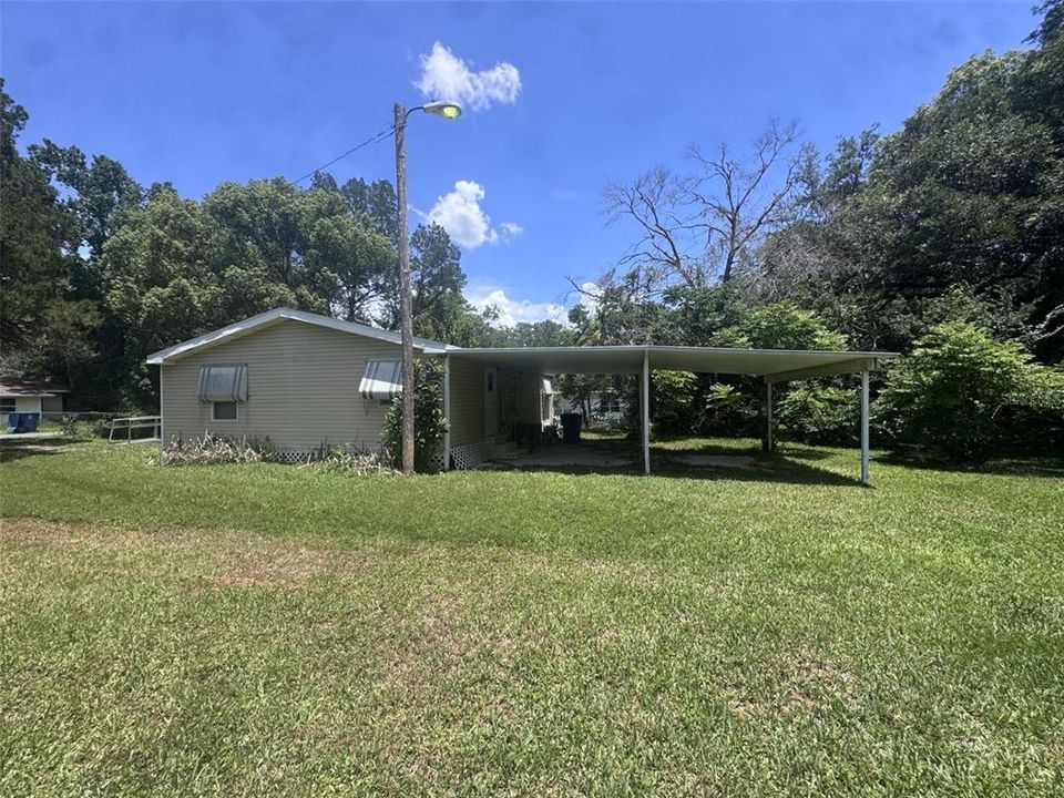 For Sale: $139,900 (2 beds, 2 baths, 1080 Square Feet)