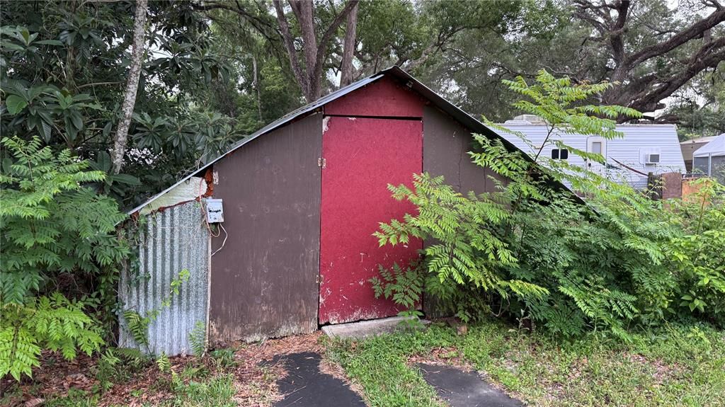 For Sale: $139,900 (2 beds, 2 baths, 1080 Square Feet)