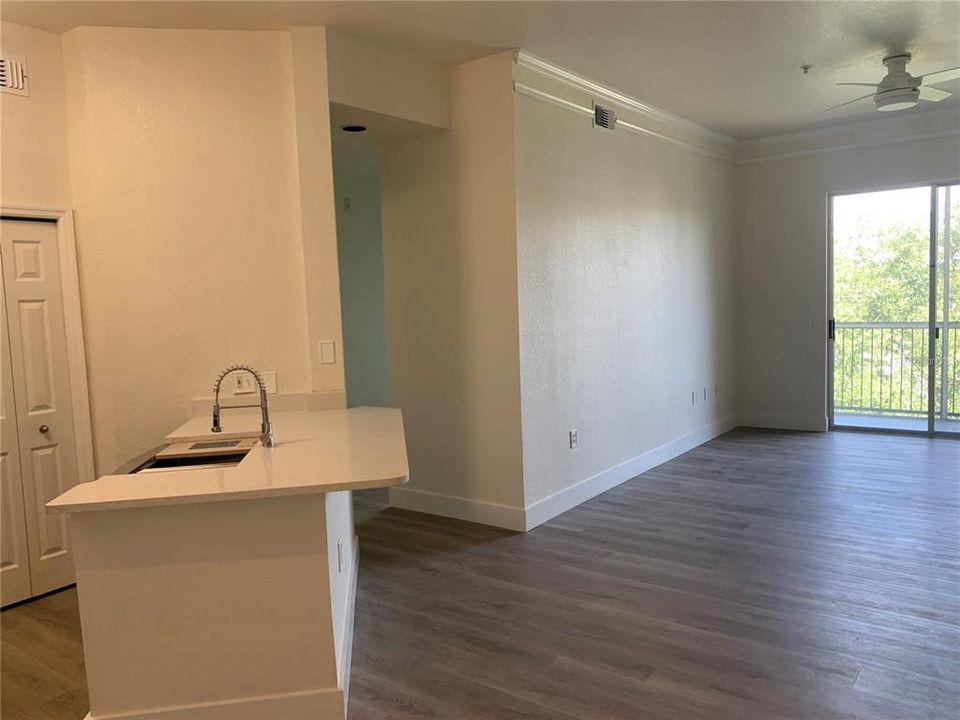 En Venta: $153,000 (1 camas, 1 baños, 843 Pies cuadrados)
