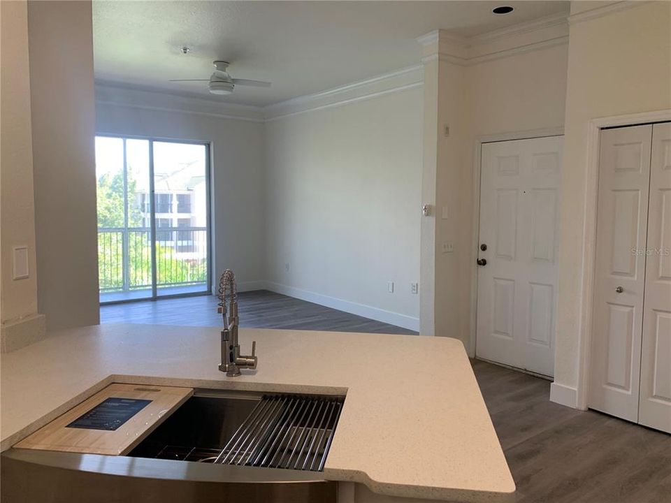 En Venta: $153,000 (1 camas, 1 baños, 843 Pies cuadrados)