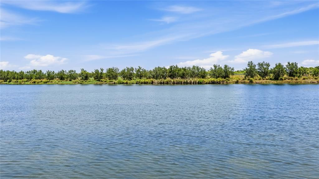 На продажу: $300,000 (2 спален, 2 ванн, 1306 Квадратных фут)