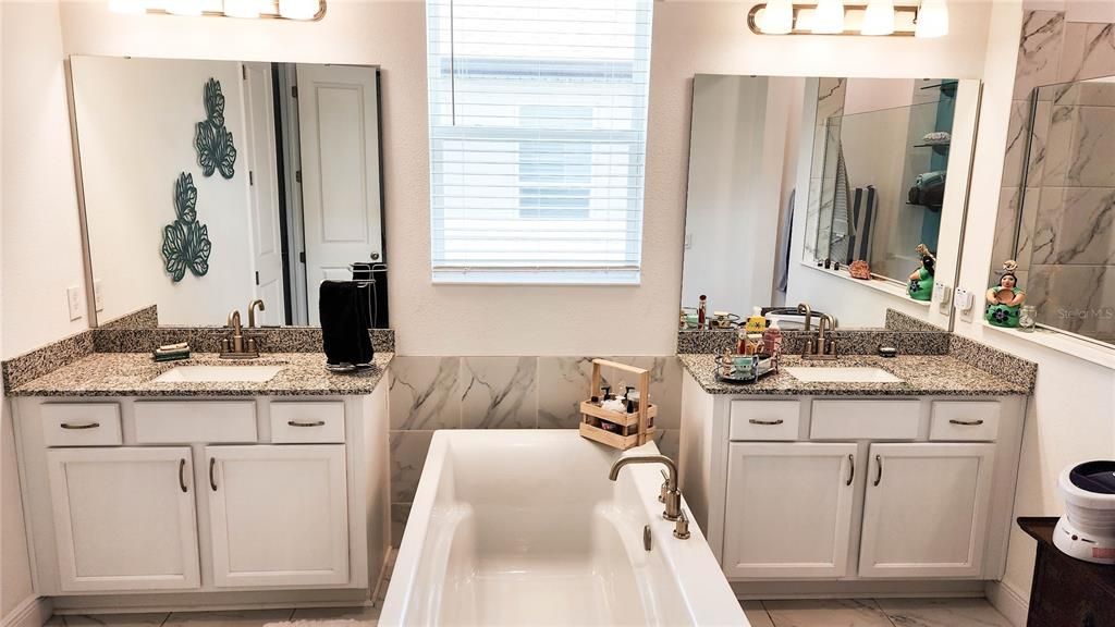 For Rent: $5,500 (4 beds, 3 baths, 3050 Square Feet)