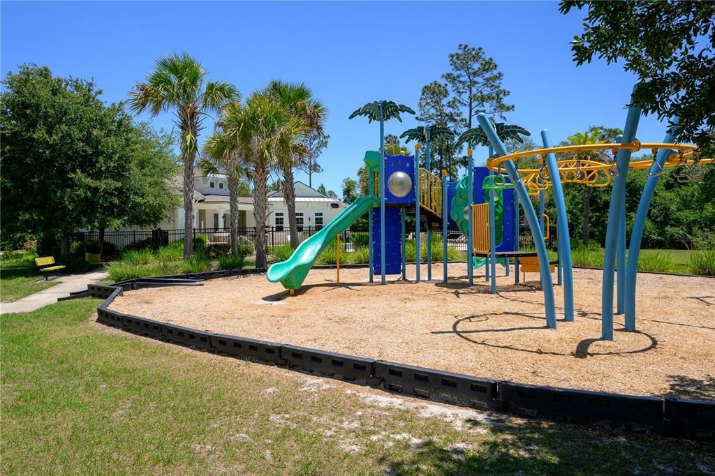 For Rent: $2,100 (3 beds, 2 baths, 1554 Square Feet)