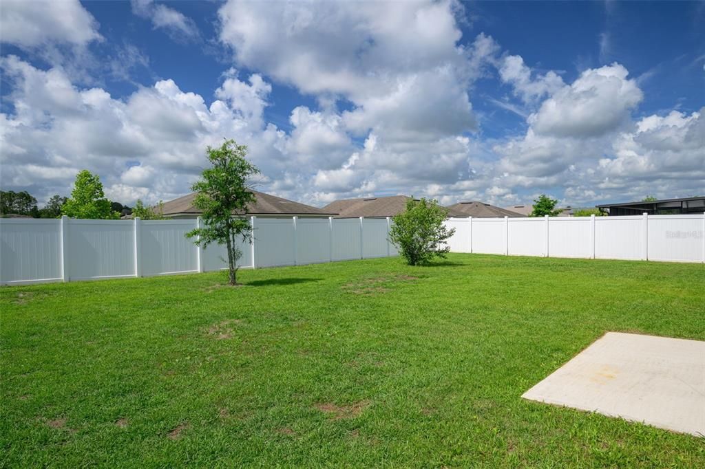 For Rent: $2,100 (3 beds, 2 baths, 1554 Square Feet)