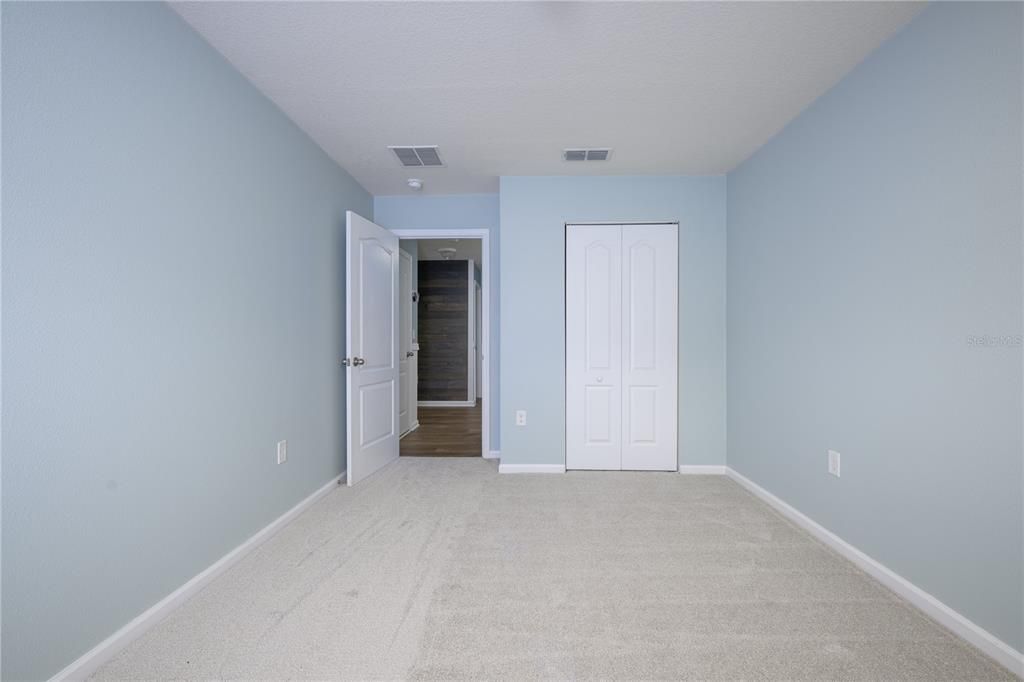 For Rent: $2,100 (3 beds, 2 baths, 1554 Square Feet)