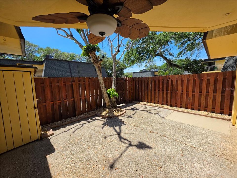 For Rent: $2,200 (2 beds, 2 baths, 1328 Square Feet)