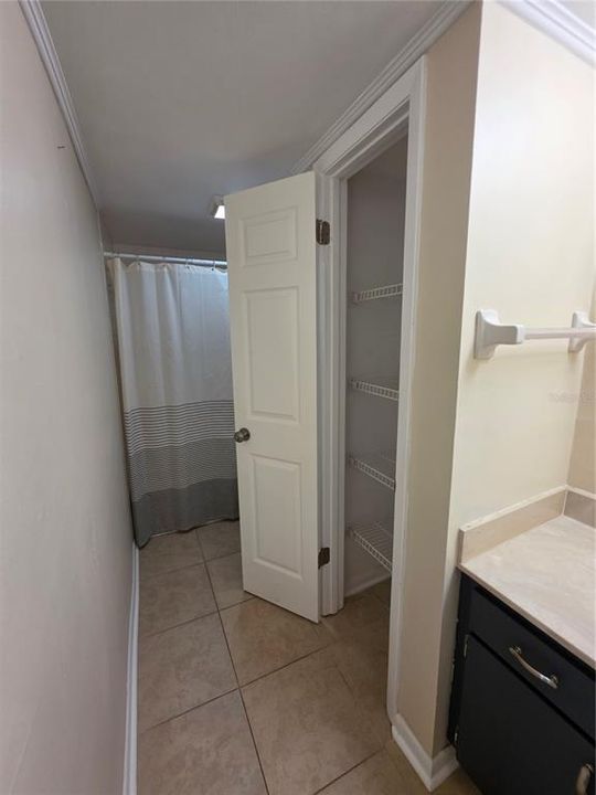 For Rent: $2,200 (2 beds, 2 baths, 1328 Square Feet)