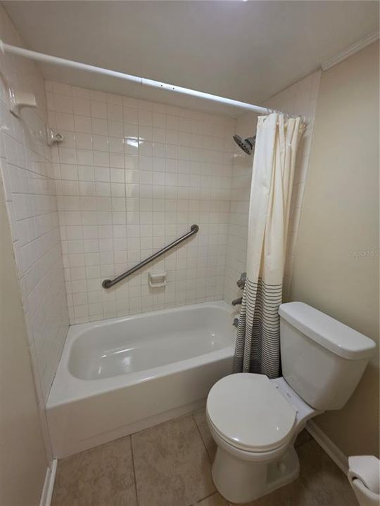 For Rent: $2,200 (2 beds, 2 baths, 1328 Square Feet)