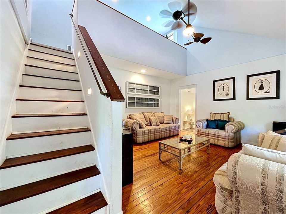 Active With Contract: $589,500 (4 beds, 3 baths, 2995 Square Feet)
