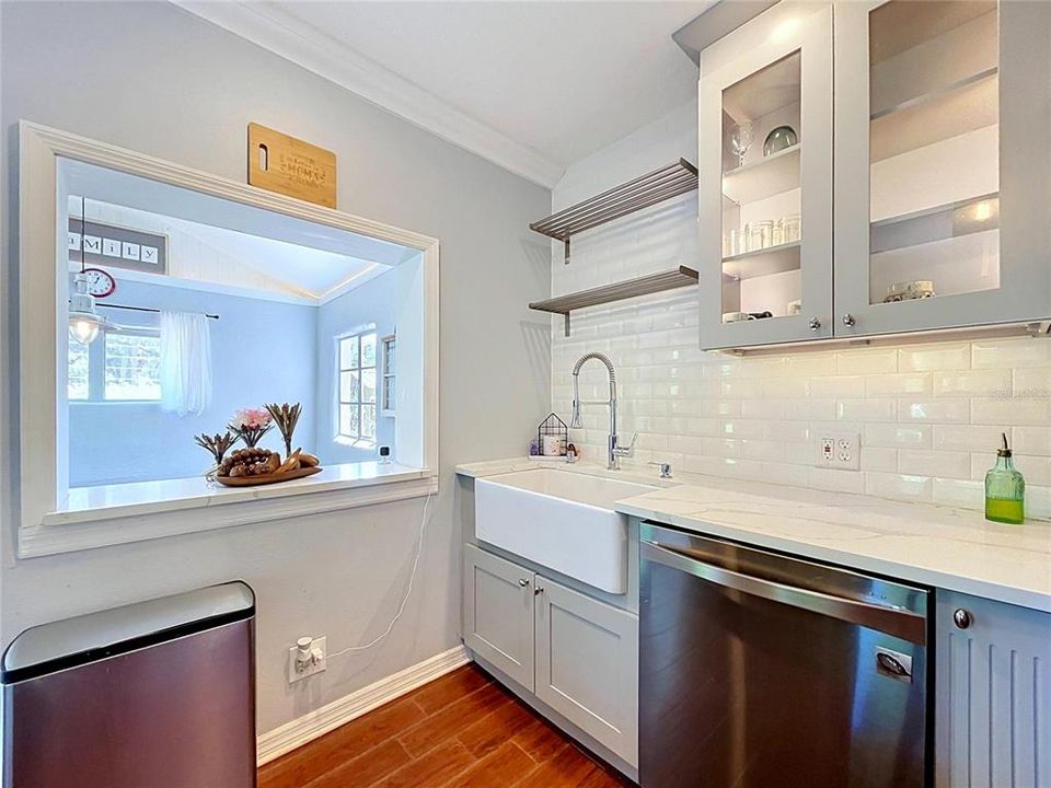 Active With Contract: $589,500 (4 beds, 3 baths, 2995 Square Feet)