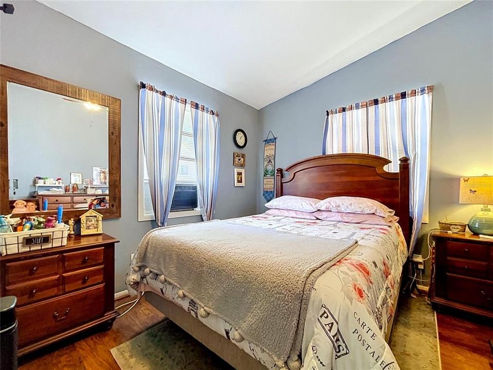 Active With Contract: $589,500 (4 beds, 3 baths, 2995 Square Feet)