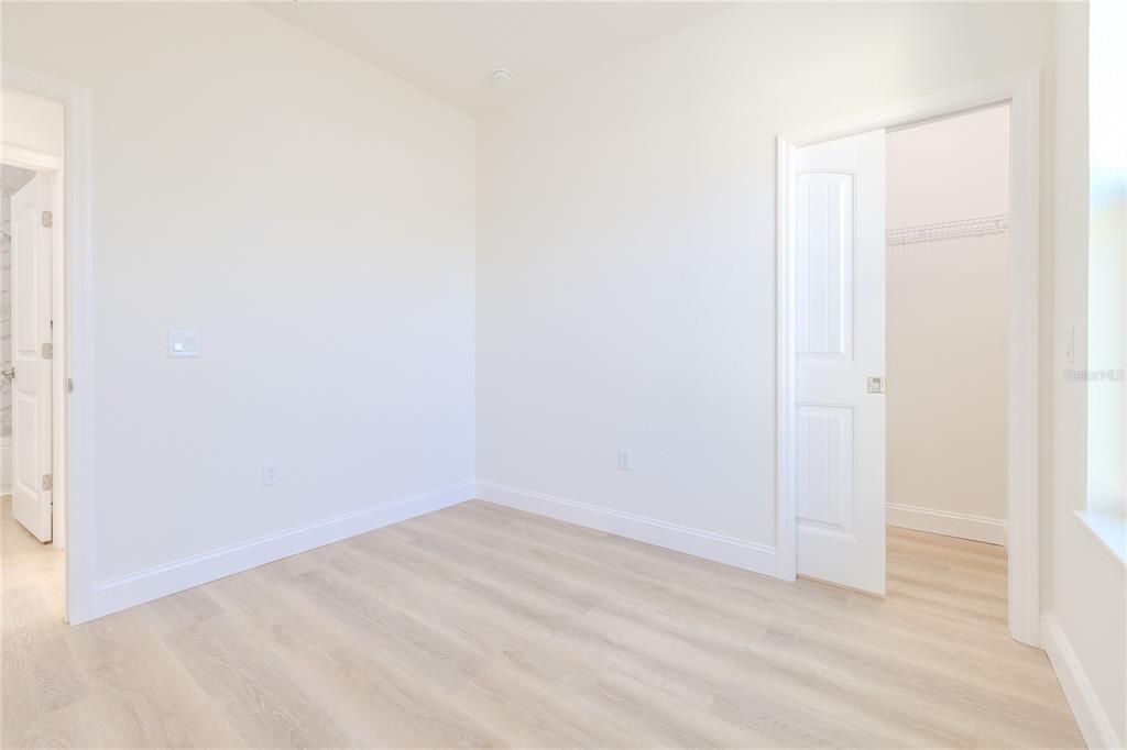 В аренду: $1,700 (3 спален, 2 ванн, 1185 Квадратных фут)