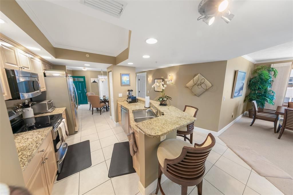 For Sale: $720,000 (3 beds, 3 baths, 2072 Square Feet)